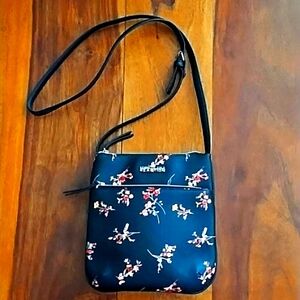 Kenneth Cole Crossbody Bag